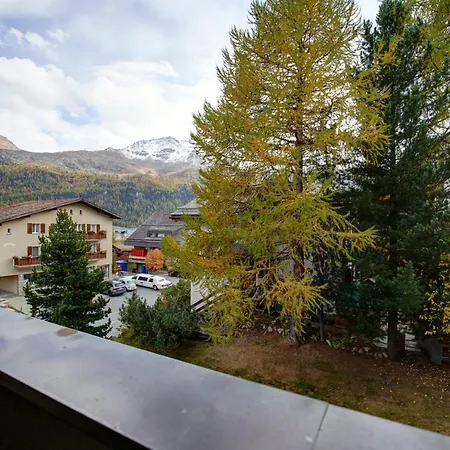 Chesa Munteratsch 1-zimmerwohnung 306 Typ B 아파트