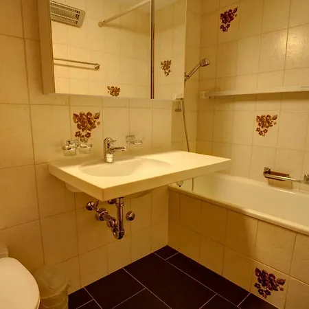 Chesa Munteratsch 1-zimmerwohnung 306 Typ B 아파트 *