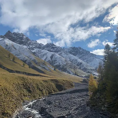 Chesa Munteratsch 1-zimmerwohnung 306 Typ B 아파트